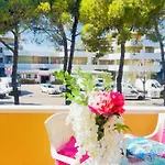 Апартаменты Spacious With Large Balcony *