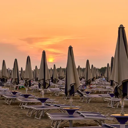 Lejlighed Spacious Up To 8 Guests Close To Thermae Bibione