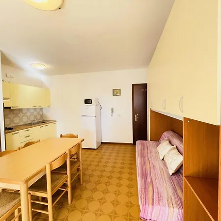 Apartamento Spacious With Large Balcony